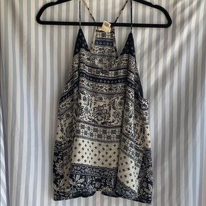 Wet Seal woman’s  top